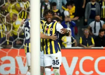 Michy Batshuayi, Konferans Ligi’nde 4. golünü attı