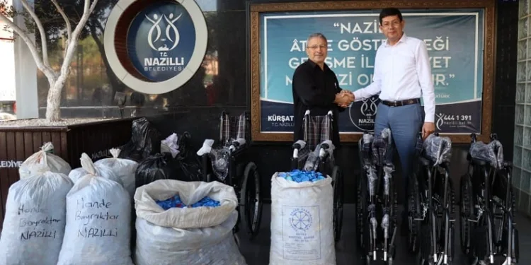 Mavi kapaklar 5 engelliye umut oldu