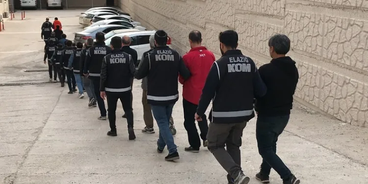 Elazığ merkezli 8 ilde ‘Kıskaç’ operasyonu: 14 tutuklama