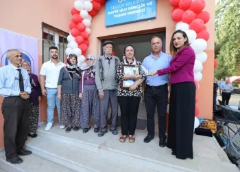 Selçuk’ta yeni bir gençlik ve yaşam merkezi açıldı