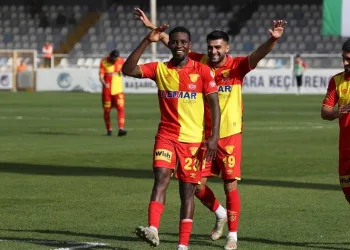 Göztepe’de Kenneth Mamah çıkışa geçti