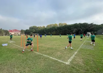 Sakaryaspor, Şanlıurfaspor mesaisine başladı
