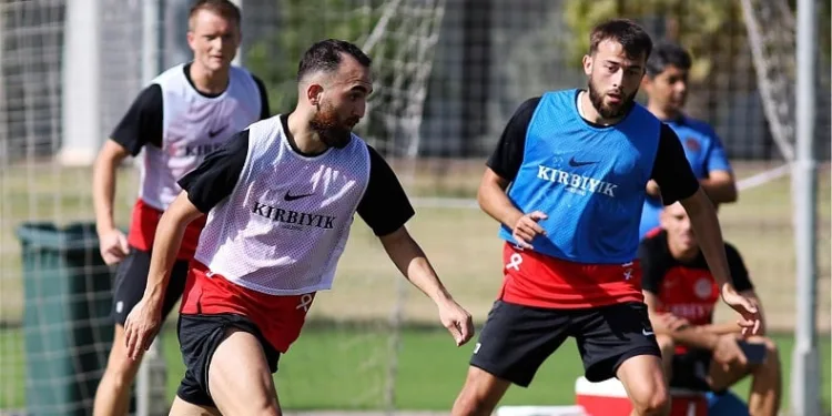 Antalyaspor’da, kupa mesaisi başladı