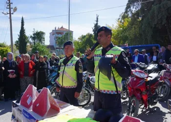 Cumhuriyetin 100. yılı kutlamalarında jandarma ekipleri eğitim verdi