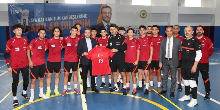 Futsal U19 Milli Takımı Adana’da kamp yapıyor