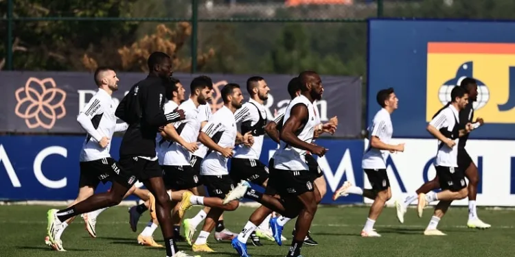 Beşiktaş, Galatasaray maçının hazırlıklarını sürdürdü