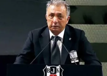 Beşiktaş’tan açıklama: Polis taraftarlarımıza silah çekti