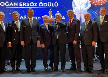 BUSİAD’ın başarı ödülleri sahiplerini buldu