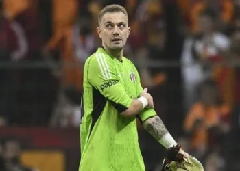 Mert Günok kariyerinde bir ilki yaşadı!