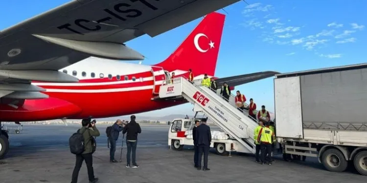 Filistin’e insani yardımlar Mısır’a doğru yola çıktı
