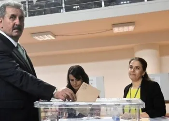 Destici, BBP Genel Başkanlığına yeniden seçildi