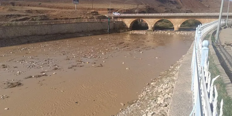 Kezer Çayı sonbaharda sessizliğe büründü