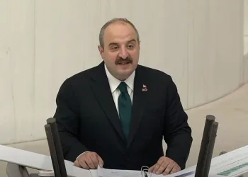 Coşkuyla kutlamadınız eleştirilerine cevap verdi