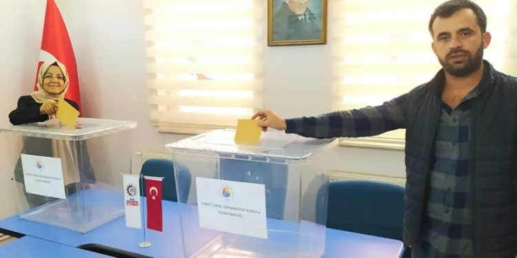 Genç girişimciler Başkanları seçti