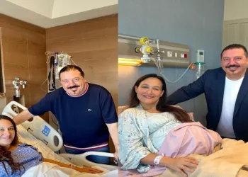 Kızının doğum anını perdeye yansıttı