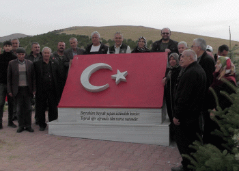 Şehitler Ormanı ağaçları yenilendi