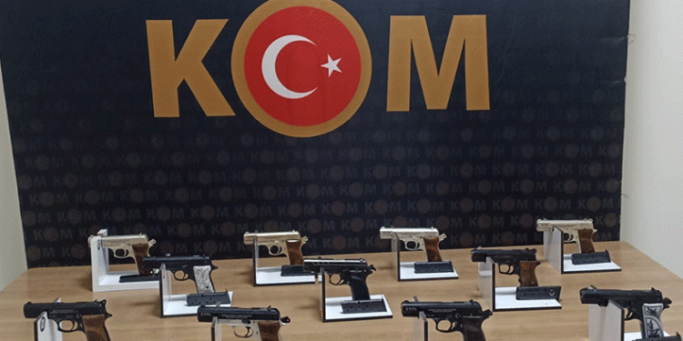 Erzurum’da el yapımı tabanca bulundu