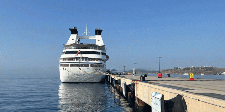 Star Legend, 259 yolcu getirdi