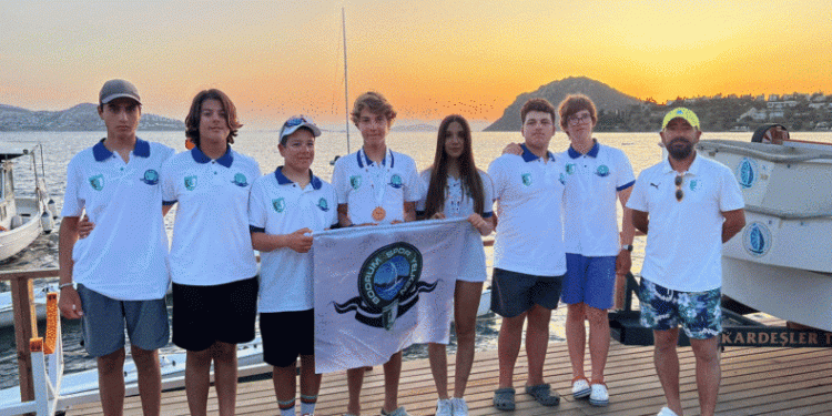 Bodrumsporlu yelkenciler derece yaptı