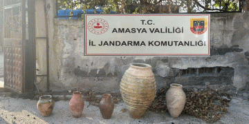 Roma dönemine ait 5 küp ele geçirildi
