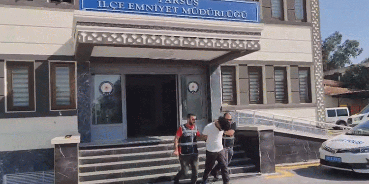 Araçtan hırsızlık yapan şüpheli yakalandı