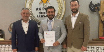 AK Parti’de bayrak değişimi