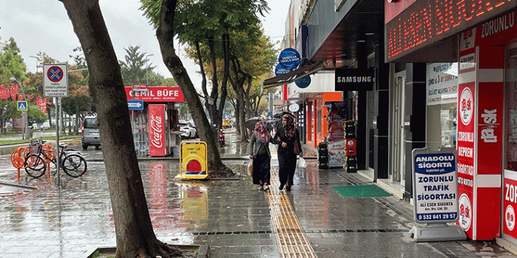 Sakarya’da sağanak etkili oluyor