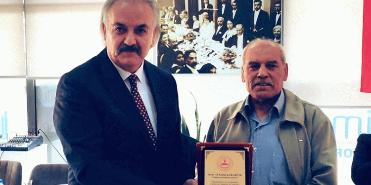 39 yıllık muhtar