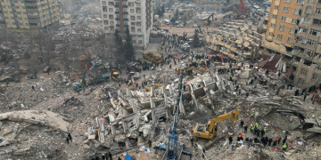 AKP’den “deprem” kanun teklifi