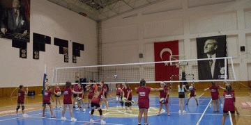 Kış spor okullarına kayıtlar sürüyor
