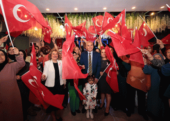Denizli’de kadınların 100. yıl coşkusu