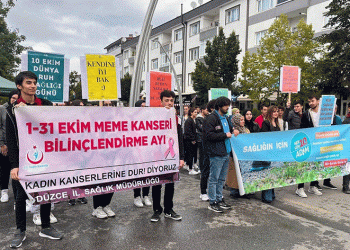 Sağlık için yürüdüler