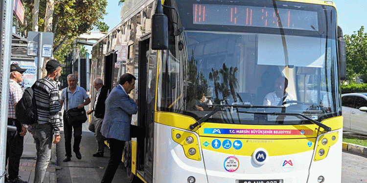 Postane durağı yeniden hizmete açıldı
