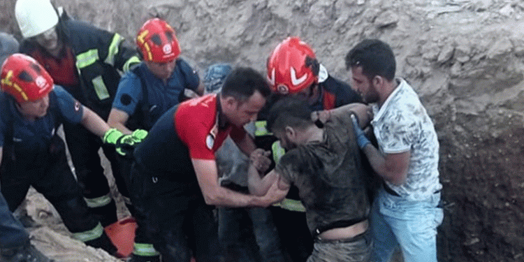Göçük altında kalan işçi kurtarıldı
