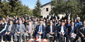 Uşak’ta çiftçilere tohum dağıtımı yapıldı