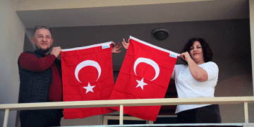 Muğla 20 Bin Türk bayrağı dağıttı