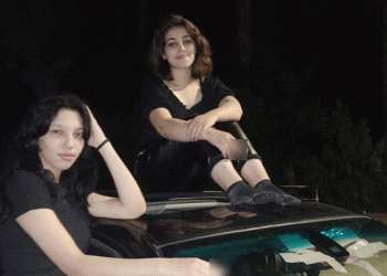 Mesaj atıp kaybolan kızlar parkta bulundu