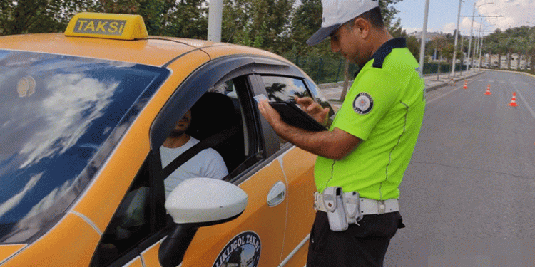 Şanlıurfa’da 201 sürücüye ceza kesildi