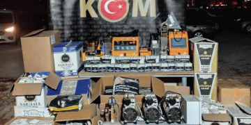 Kaçak sigara doldururken yakalandı