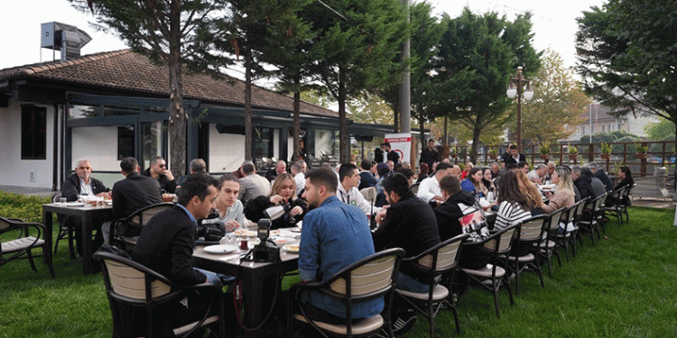 Özlü, Düzce’nin yeni mekanını tanıttı