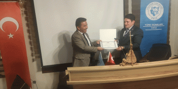 ‘Harp tarihinde komuta ve komutanlar’ konuşuldu