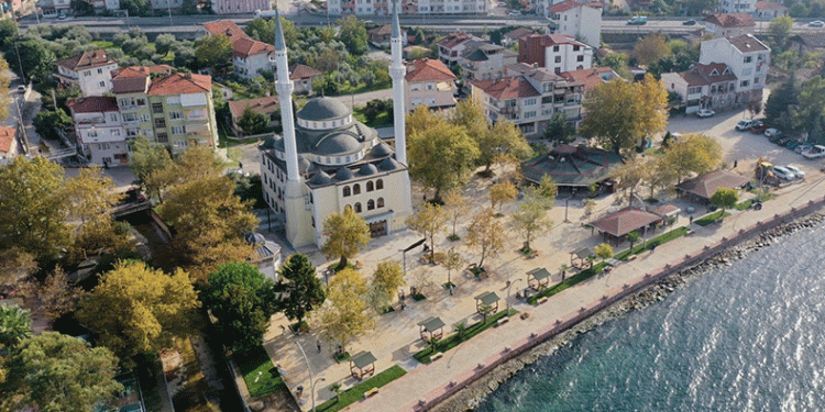 Ulaşlı Cami’ye estetik görünüm