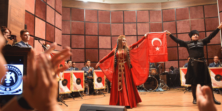 Armoni Orkestrasından “Zafer Konseri”