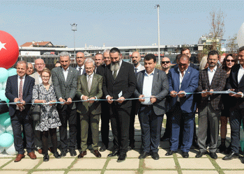 Nilüfer’den sağlık çalışanlarına park jesti