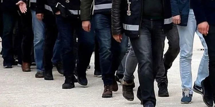 FETÖ/PDY’den 12 şüpheliye gözaltı kararı