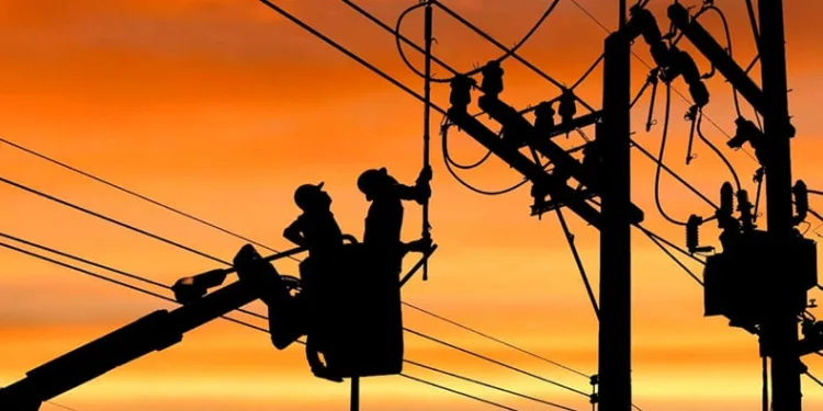Elektrik panosunu tamir ederken hayatını kaybetti