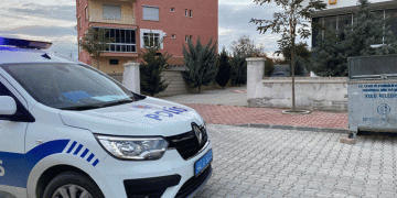 Yaşlı kadın evinde ölü bulundu