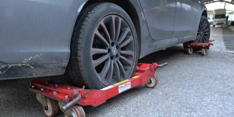 Bursa’da hatalı parka esnaftan kaydıraklı çözüm
