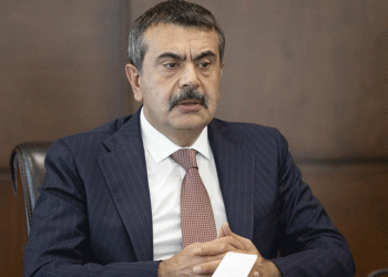 Tekin’den müfredat değişikliği açıklaması