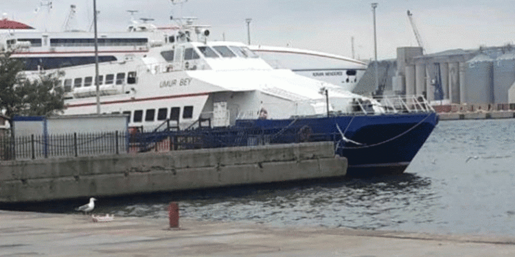 Bandırma-İstanbul Deniz Otobüsü seferleri iptal edildi